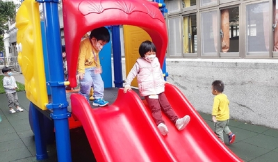 室外幼兒遊戲場