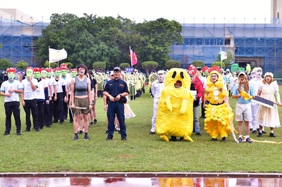 運動員創意活力進場
